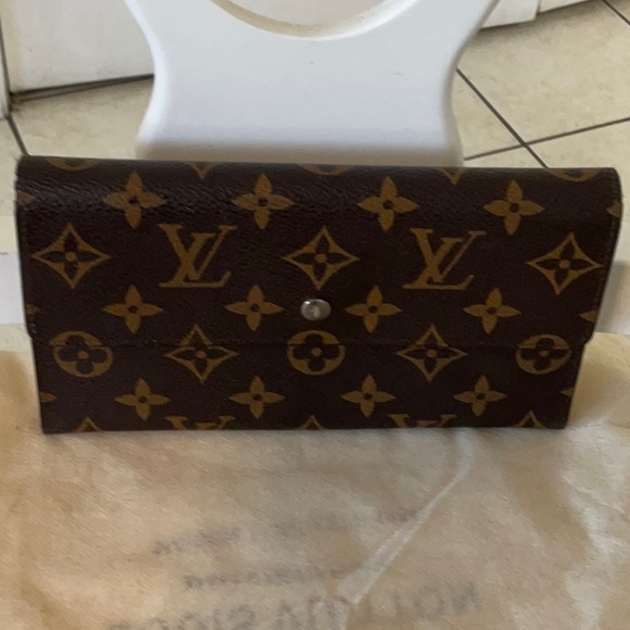 Louis Vuitton Brown Monogram Wallet - Picture 2 of 8